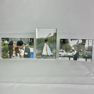 בלוק אקרילי