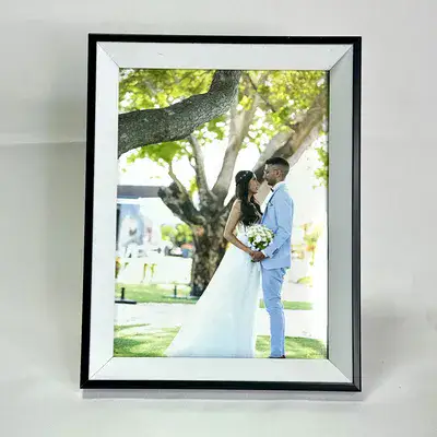 מסגרת שחור לבן 15/20 ס"מ