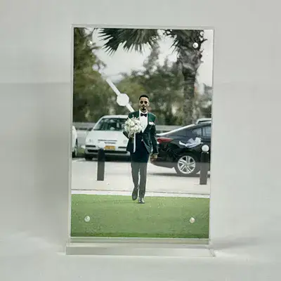 מעמד אקרילי דו צדדי